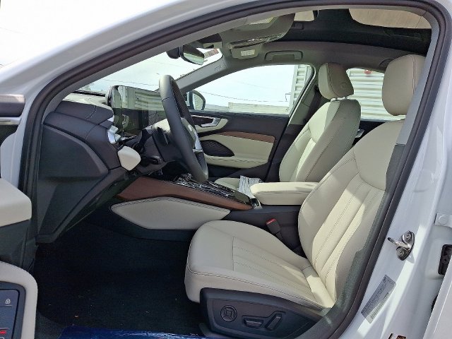 Used 2025 White Audi 2.0T Premium image 9