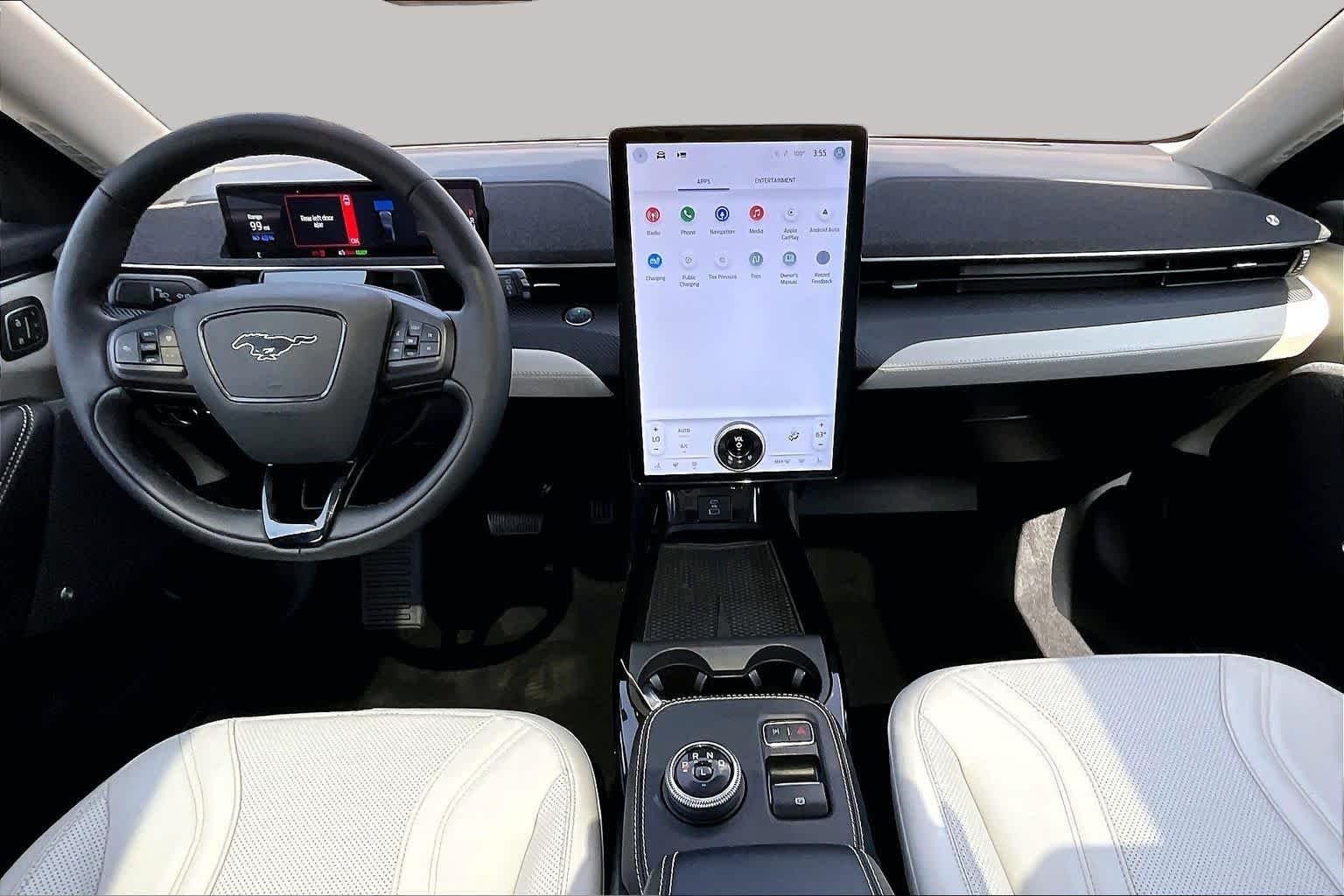 Used 2023 Star White Metallic Tri-Coat Ford Premium image 15