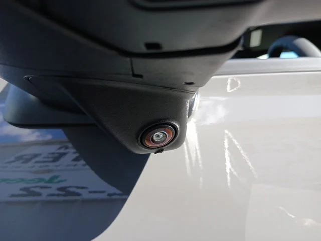 New 2026 Ceramic Gray Clear-Coat Exterior Paint RAM Laramie image 11