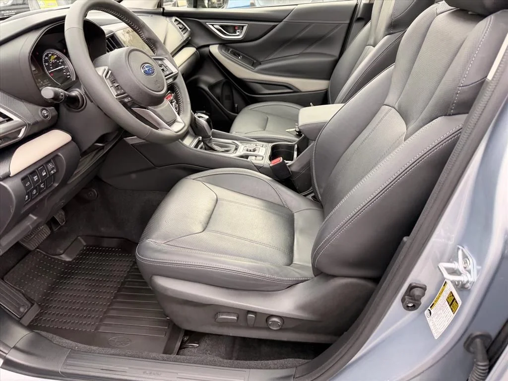 Used 2024 Silver Subaru Limited image 10