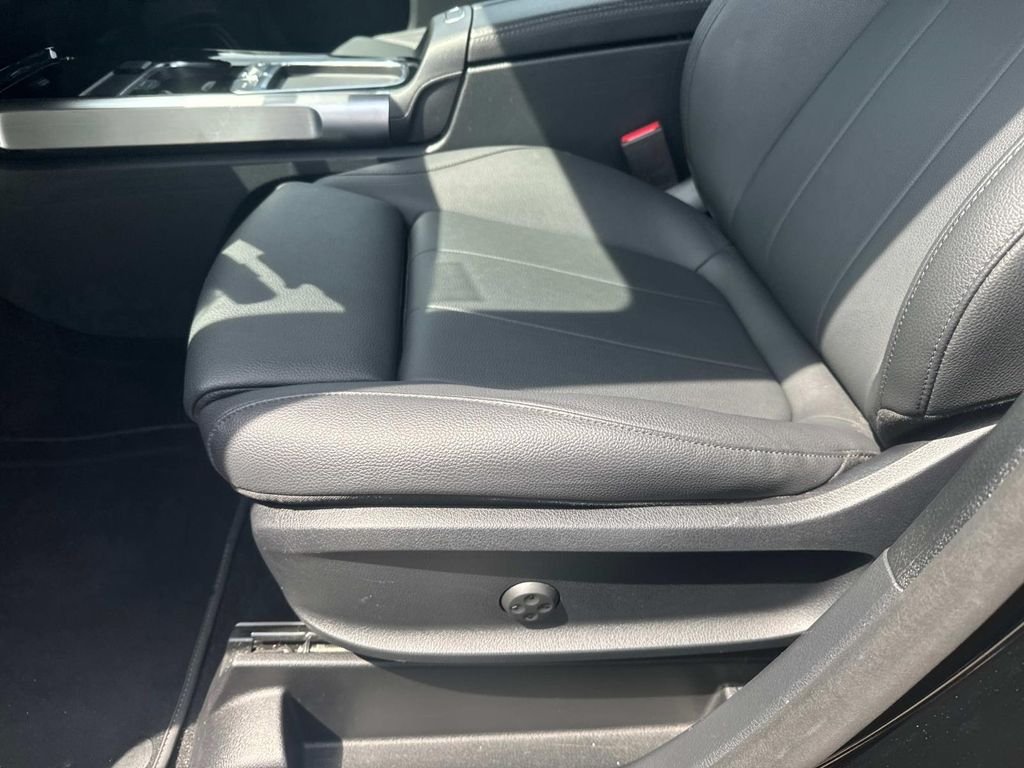 2024 Mercedes-Benz GLB Base - Photo 16