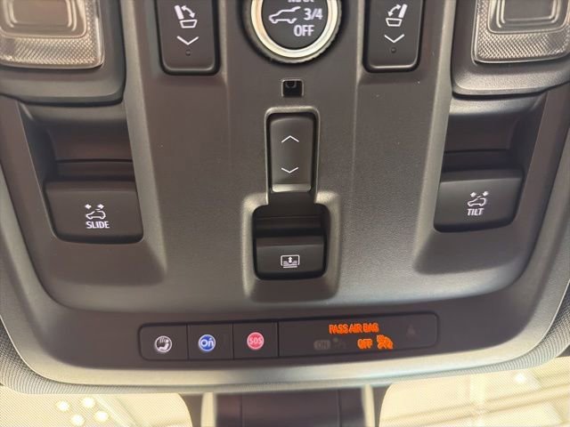 Used 2021 SHADOW GRAY METALLIC Chevrolet High Country image 30