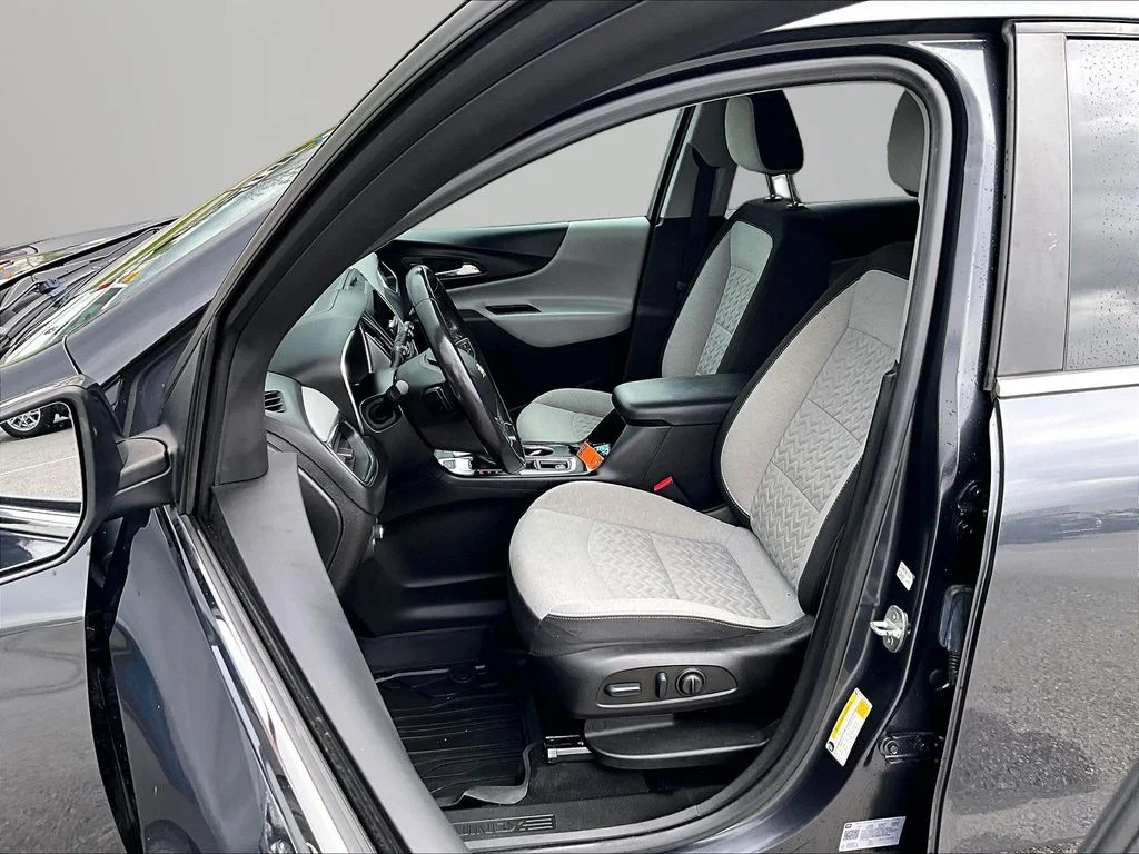 Used 2022 Gray Chevrolet LT image 26