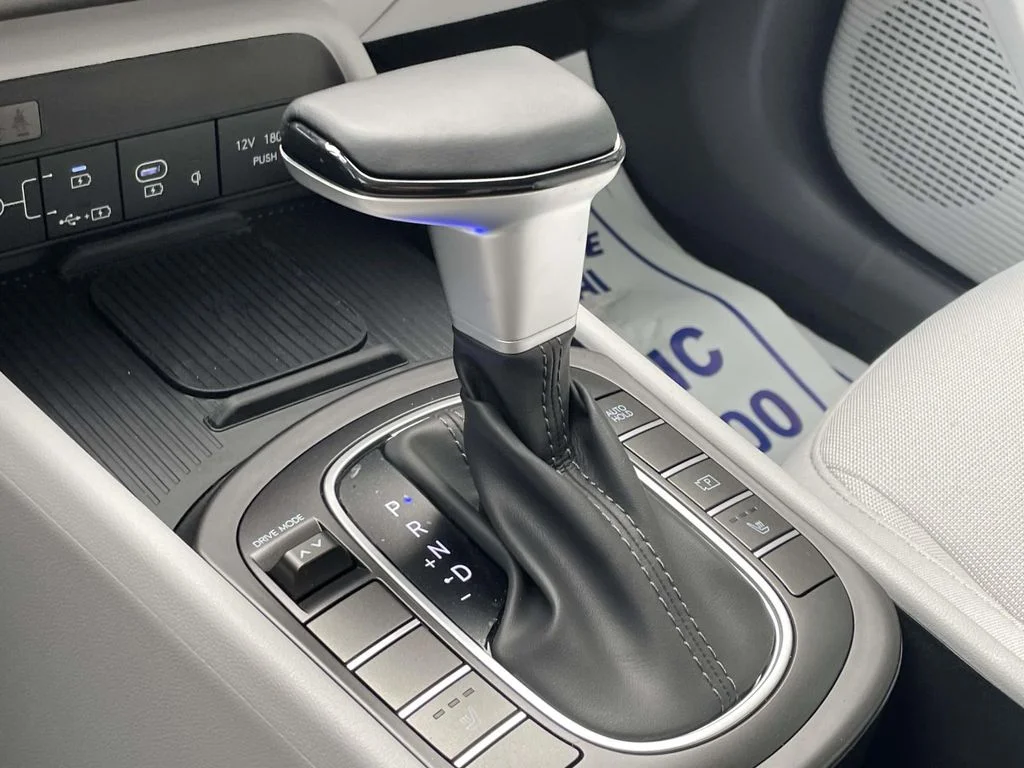 New 2026 White Hyundai SEL Sport image 28