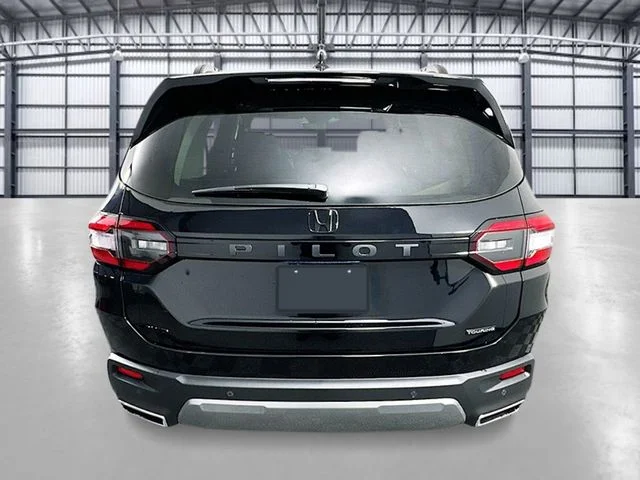 New 2026 Crystal Black Pearl Honda AWD Touring image 3