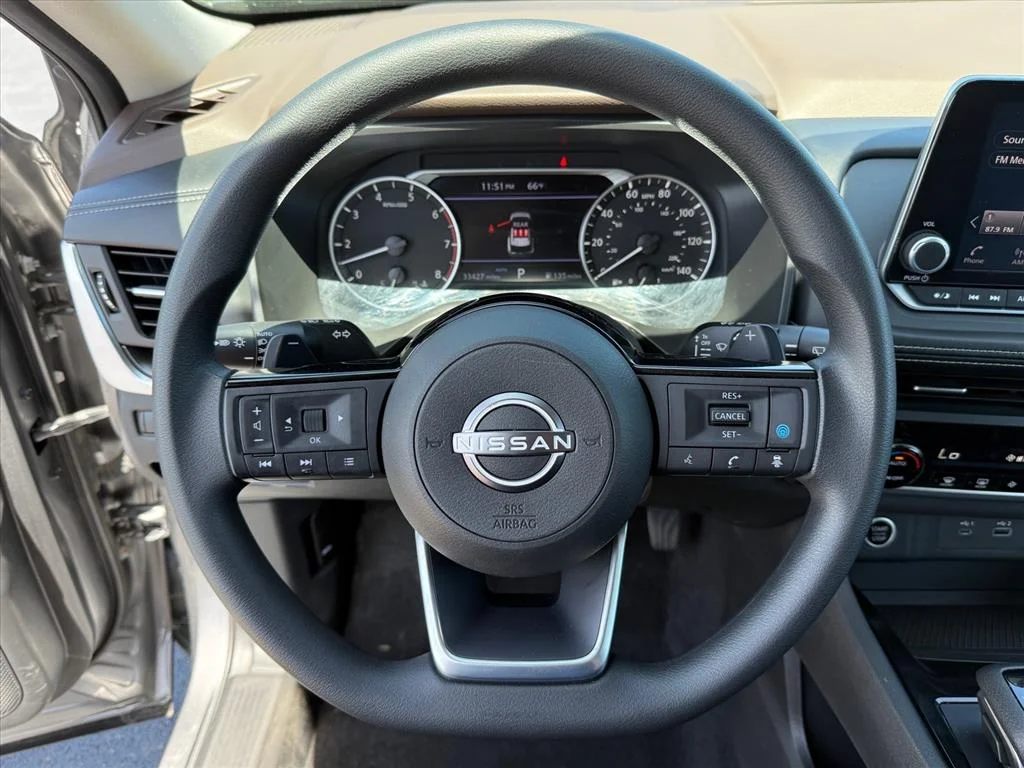 Used 2023 Gun Metallic Kad Nissan SV image 14