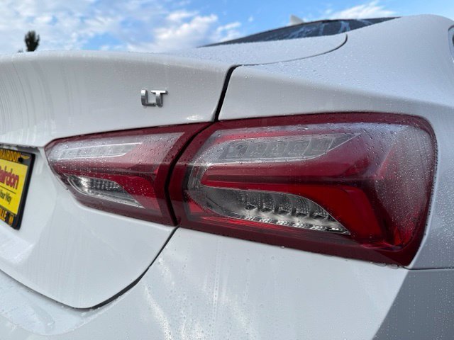 Used 2021 Summit White Chevrolet LT image 11