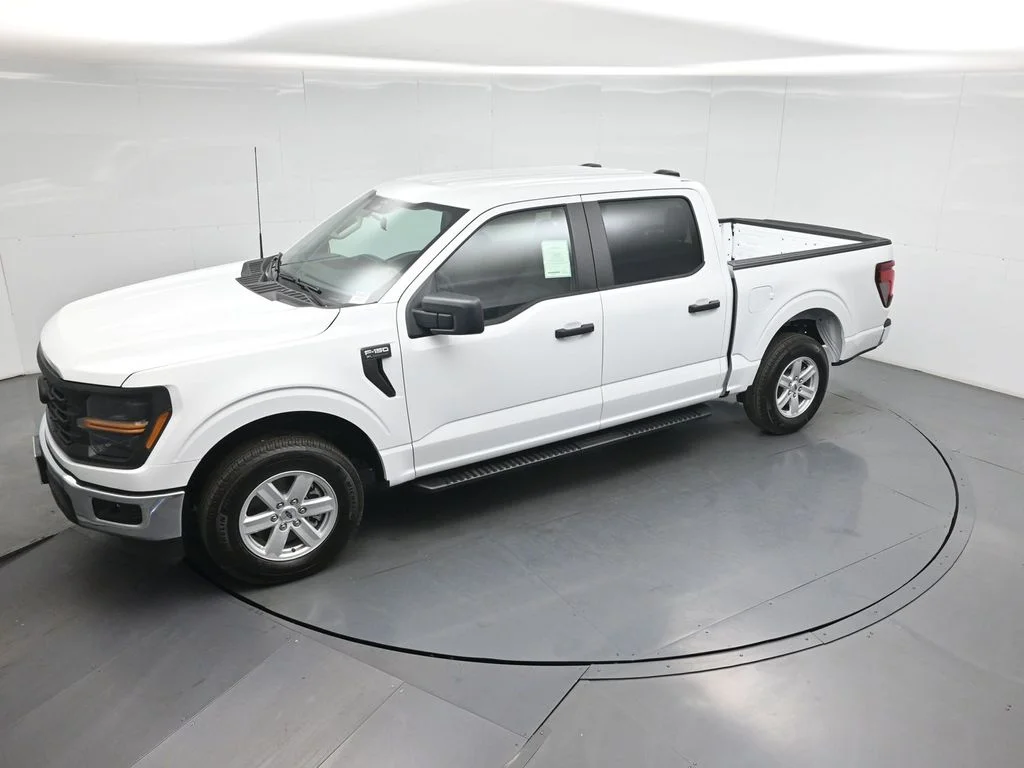 New 2026 Oxford White Ford XL image 38