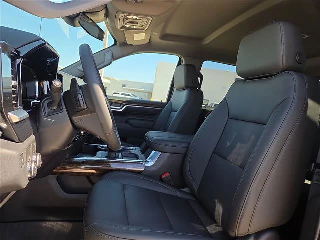 New 2026 Onyx Black GMC Elevation image 12