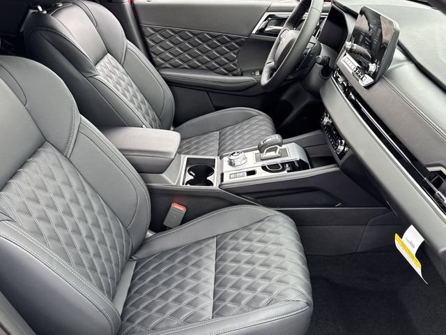 New 2026 Black Nissan Platinum image 23