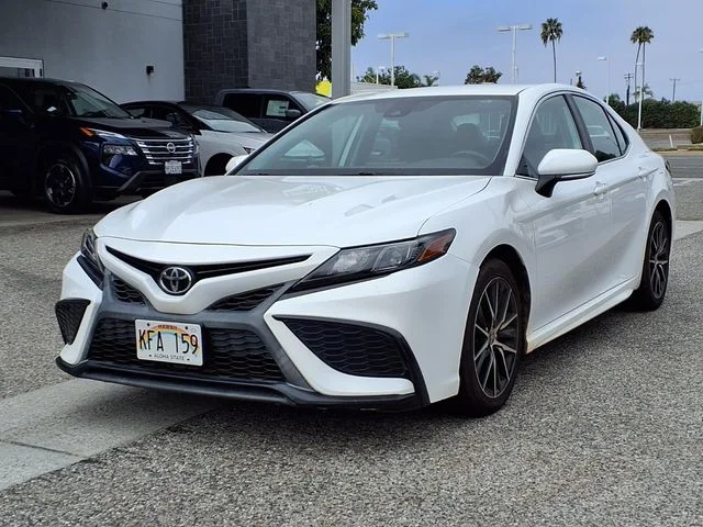 Used 2022 White Toyota SE image 30