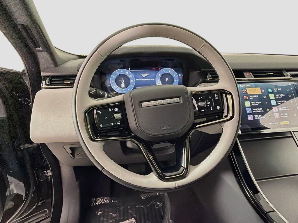 New 2026 Santorini Black Land Rover S image 11