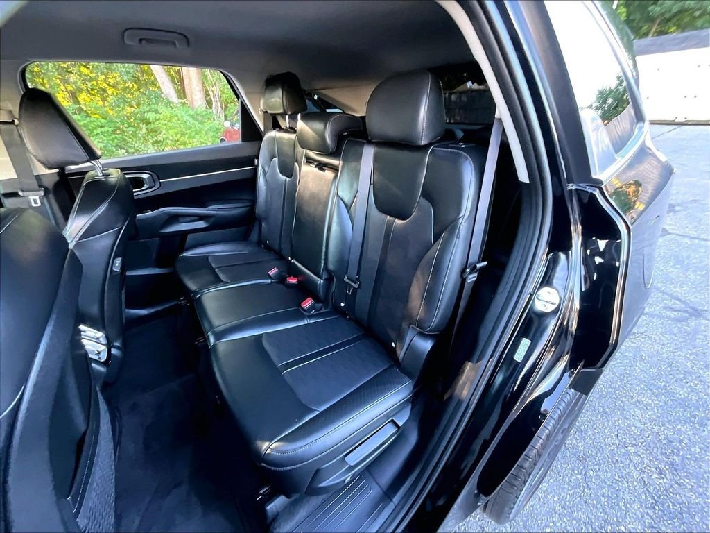 Used 2025 Black Kia S image 14