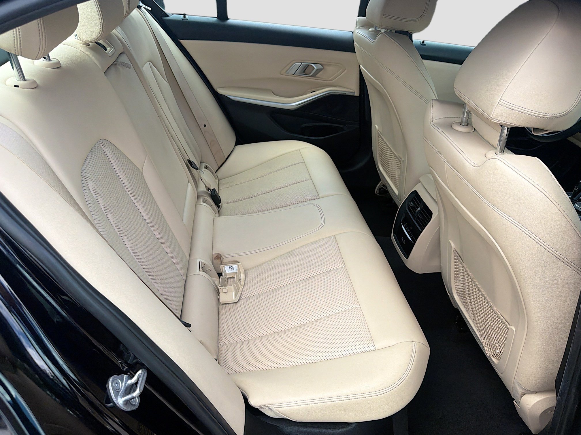 Used 2022 Jet Black BMW 330i image 29