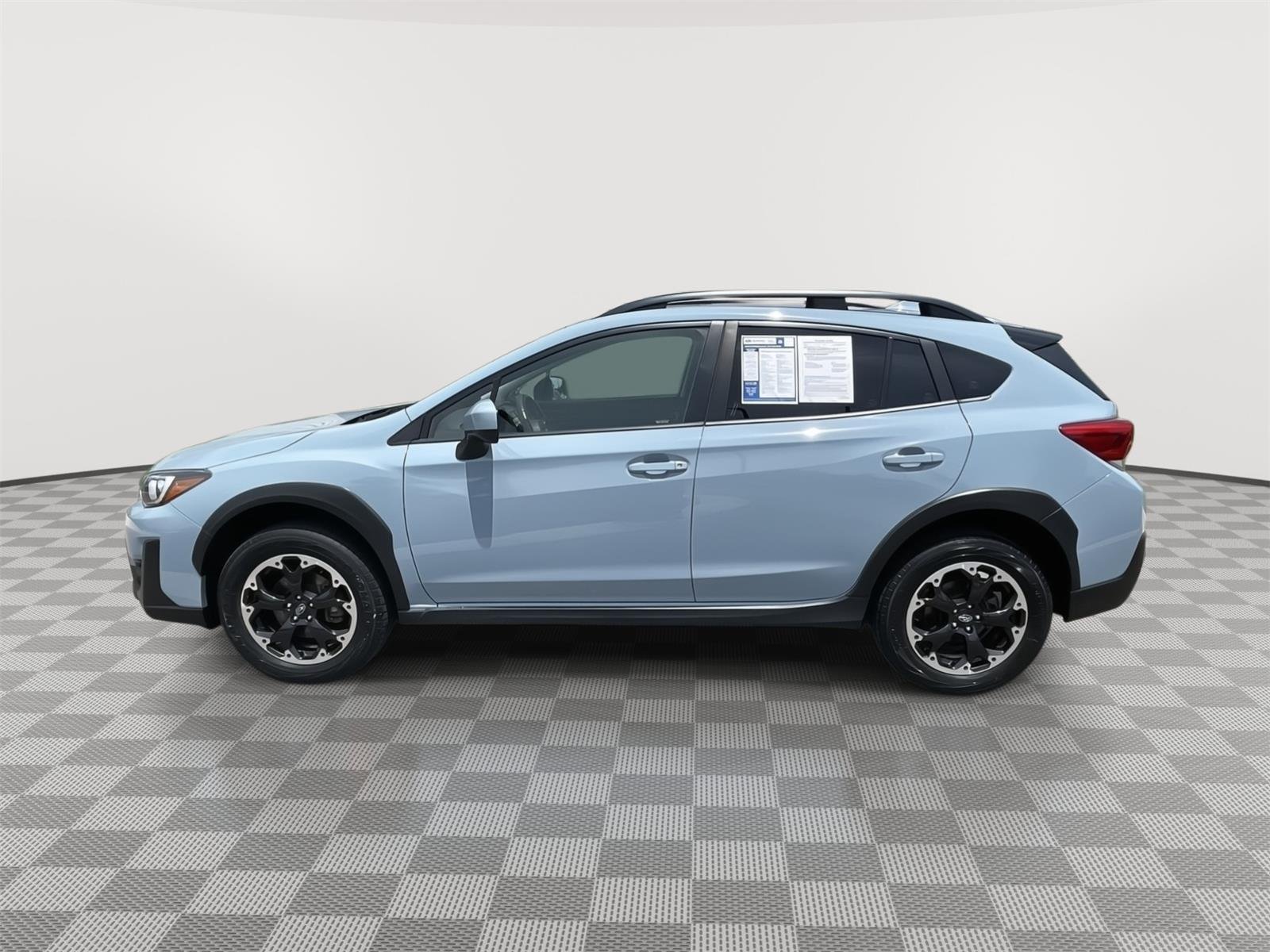 Used 2023 Cool-Gray Khaki Subaru Premium image 10