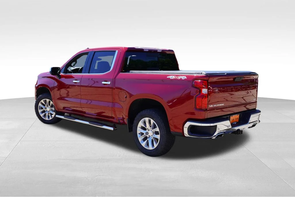 Used 2019 Cajun Red Tintcoat Chevrolet LTZ image 7