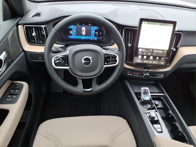 New 2026 Crystal White Volvo Plus image 13