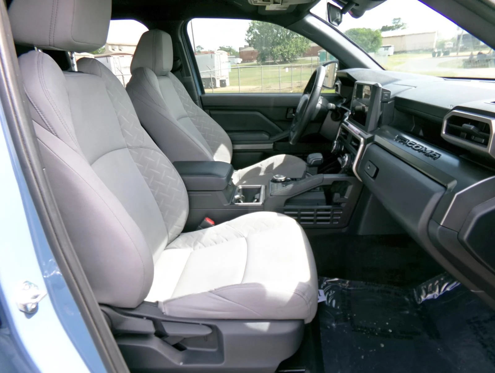 Used 2026 Heritage Blue Toyota SR5 image 15