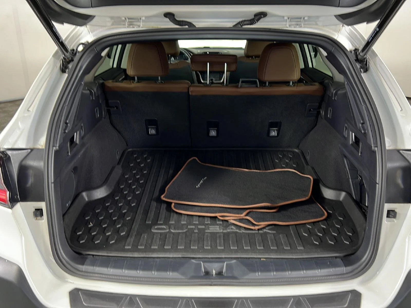 Used 2024 Crystal White Pearl Subaru Touring XT image 24