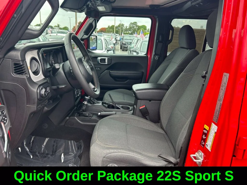 Used 2024 Red Jeep Sport S image 11