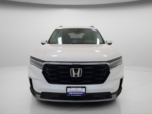 Used 2025 Platinum White Pearl Honda Touring image 8