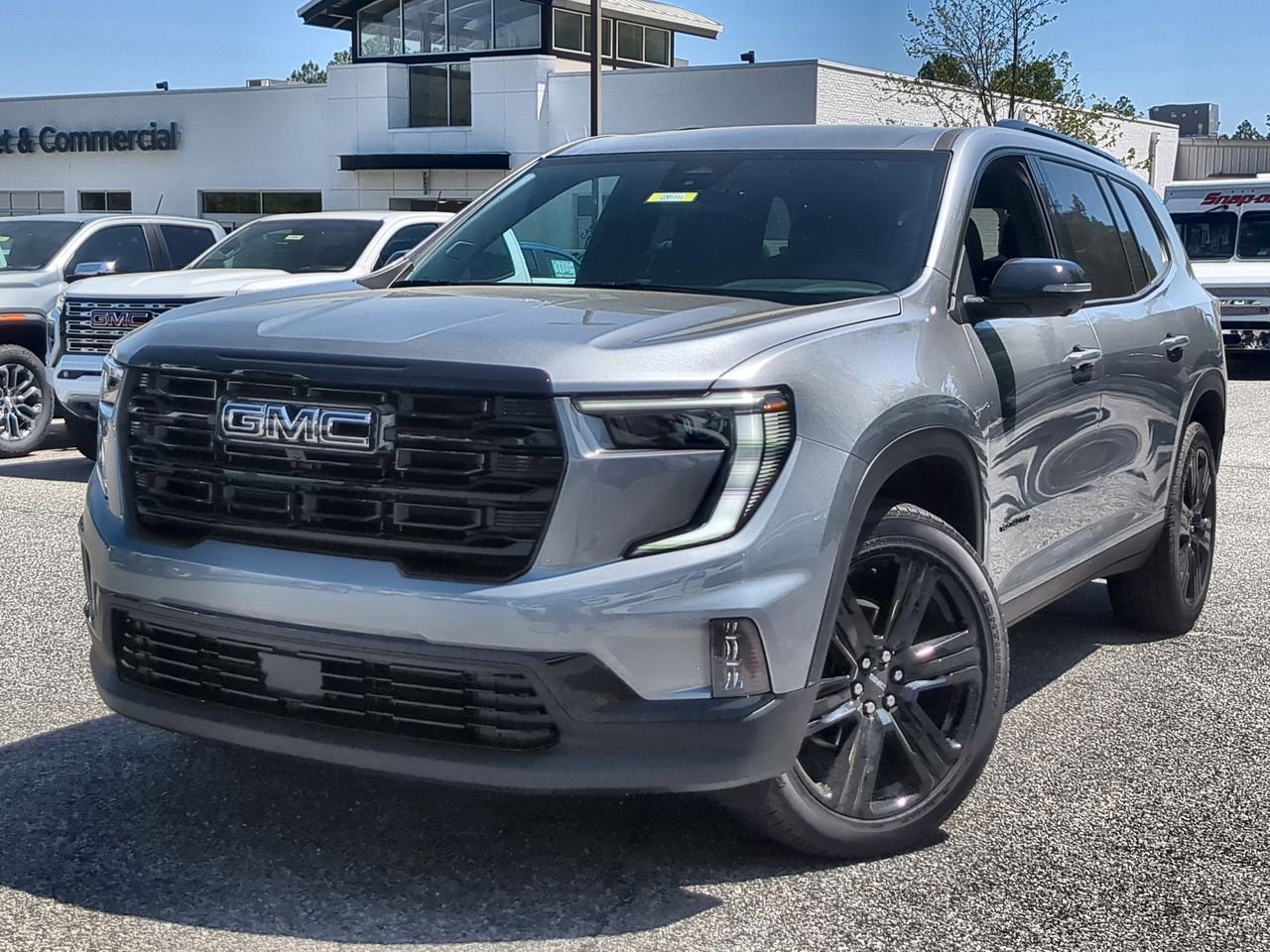 2026 GMC Acadia Elevation FWD's photo