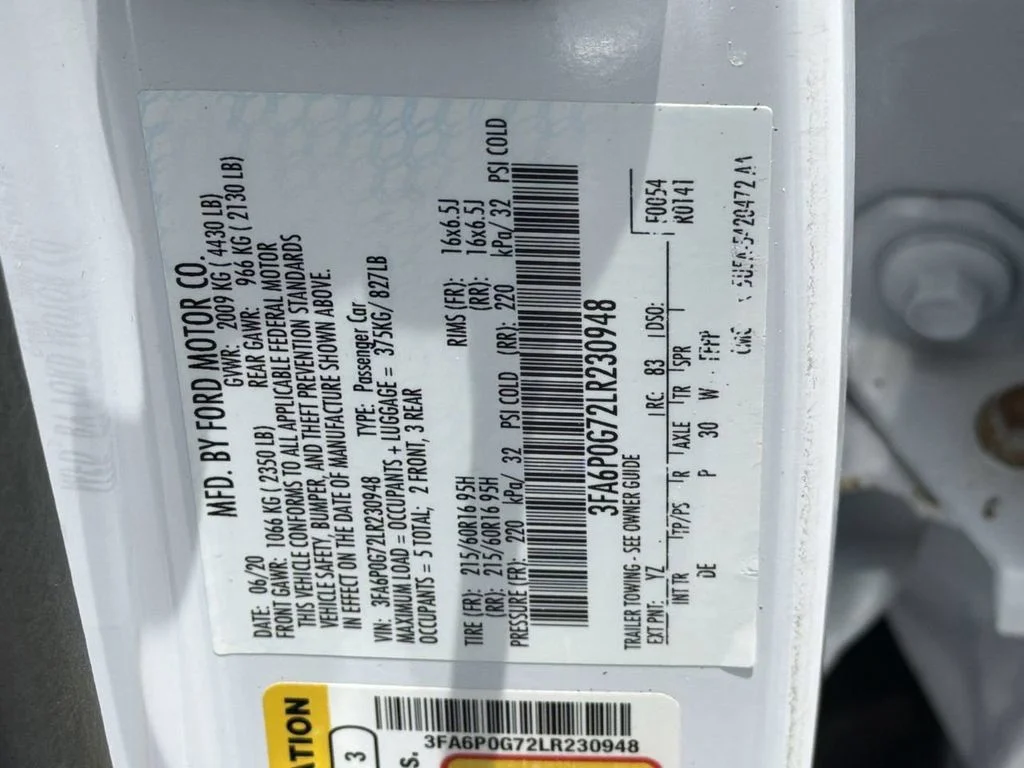 Used 2020 White Ford S image 33