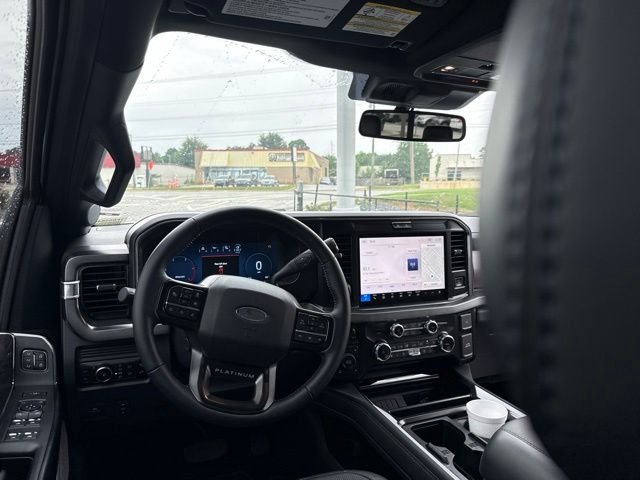 2026 Ford F-250 Super Duty Platinum - Photo 18