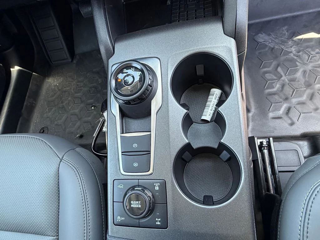New 2025 Carbonized Gray Metallic Ford Badlands® image 12