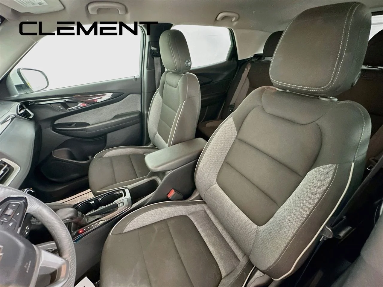 Certified Used 2025 Summit White Chevrolet LT image 28