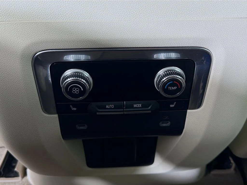 Used 2022 Black GMC Denali image 23