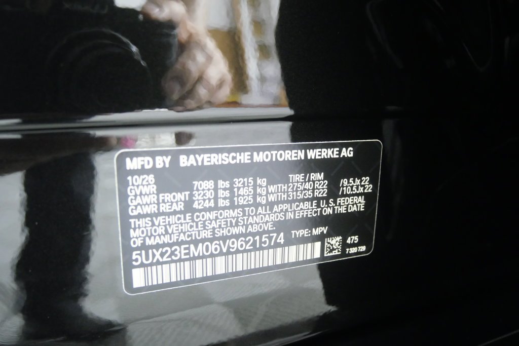 New 2027 Black Sapphire Metallic BMW xDrive40i image 29