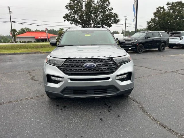 Used 2023 Silver Ford XLT image 34