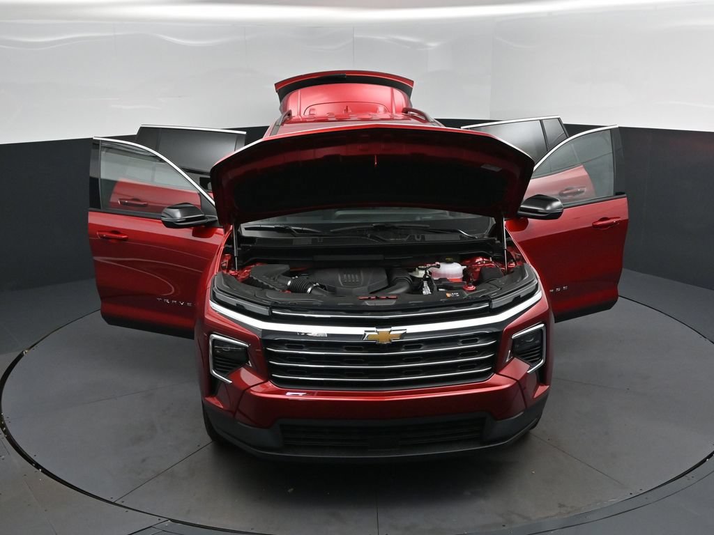 2027 Chevrolet Traverse LT - Photo 52