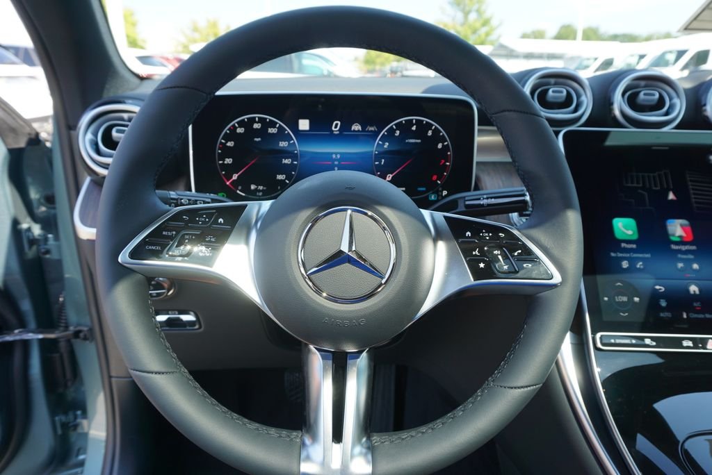 Used 2026 Verde Silver Metallic Mercedes-Benz GLC 300 image 13