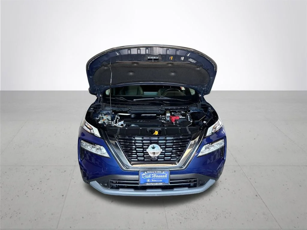 Used 2022 Blue Nissan SV image 21
