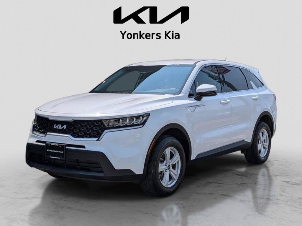 Certified Used 2023 White Kia LX image 1