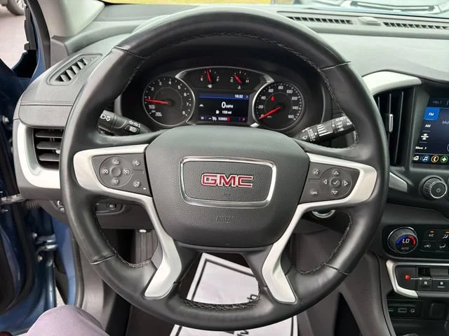 Used 2024 Downpour Metallic GMC SLT image 21