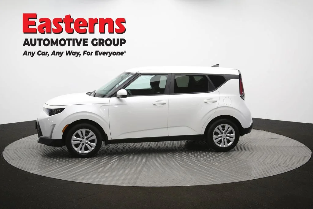 Used 2023 White Kia LX image 57