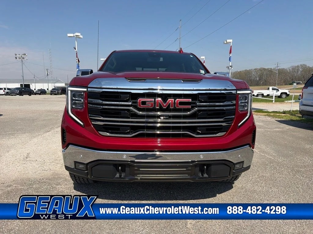 Used 2023 Red GMC SLT image 8