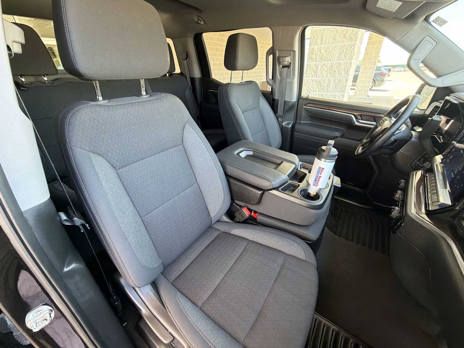 Used 2025 Black Chevrolet LT image 28