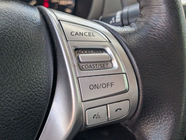 Used 2017 Silver Nissan 2.5 SV image 19