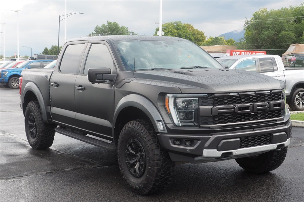 2023 Ford F-150 Raptor photo 2