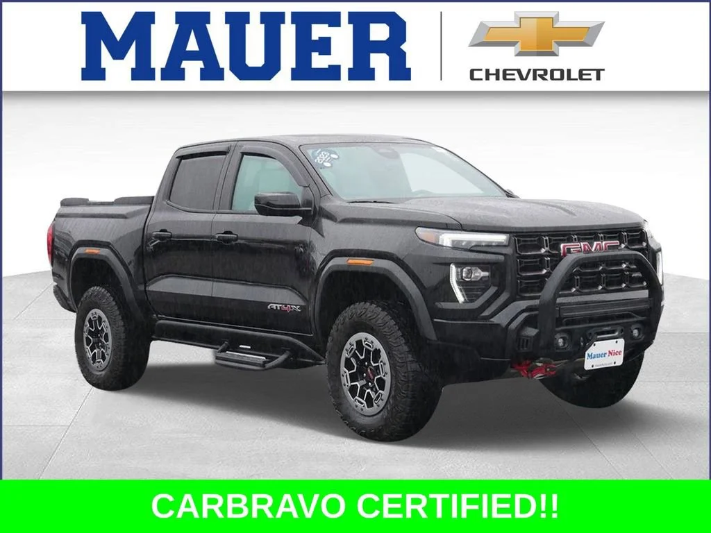 2023 GMC Canyon 4WD AT4X Crew Cab Short Box's photo