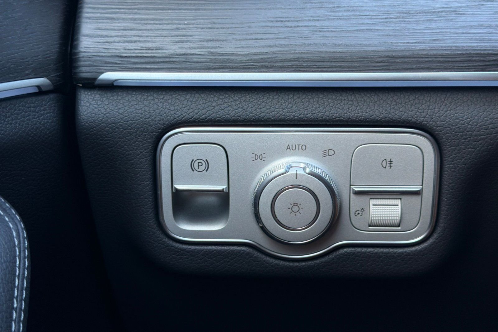 New 2026 Polar White Mercedes-Benz GLS 450 image 30