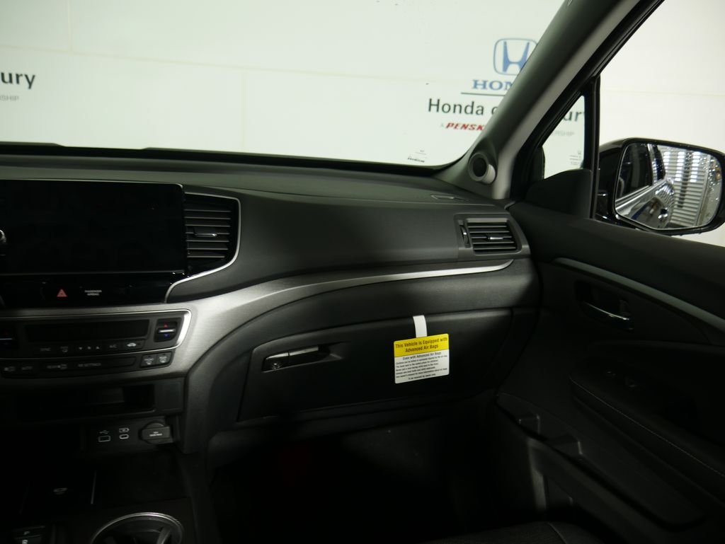 2026 Honda Ridgeline Sport - Photo 16