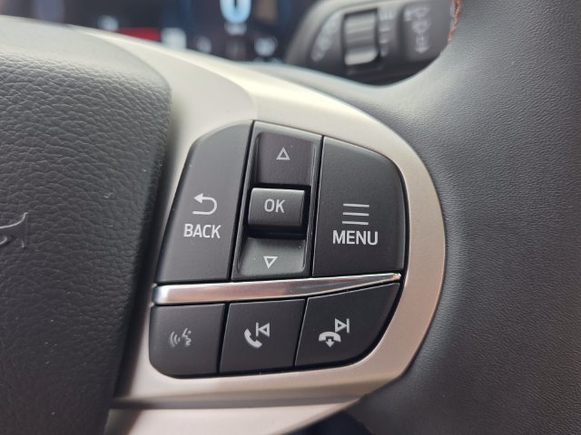 New 2026 Carbonized Gray Metallic Ford Active image 26