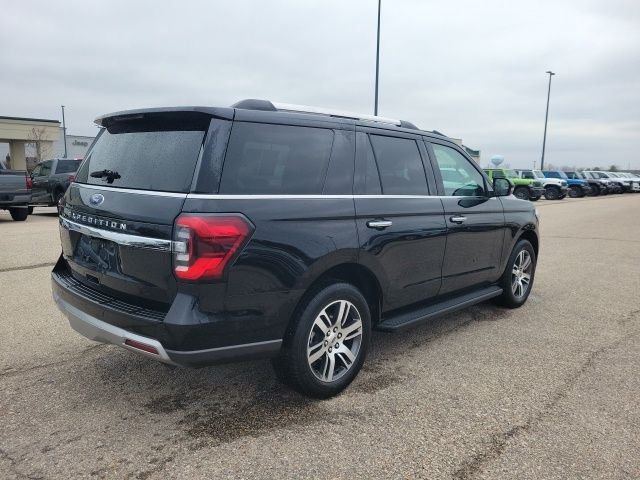 Used 2024 Black Ford Limited image 28