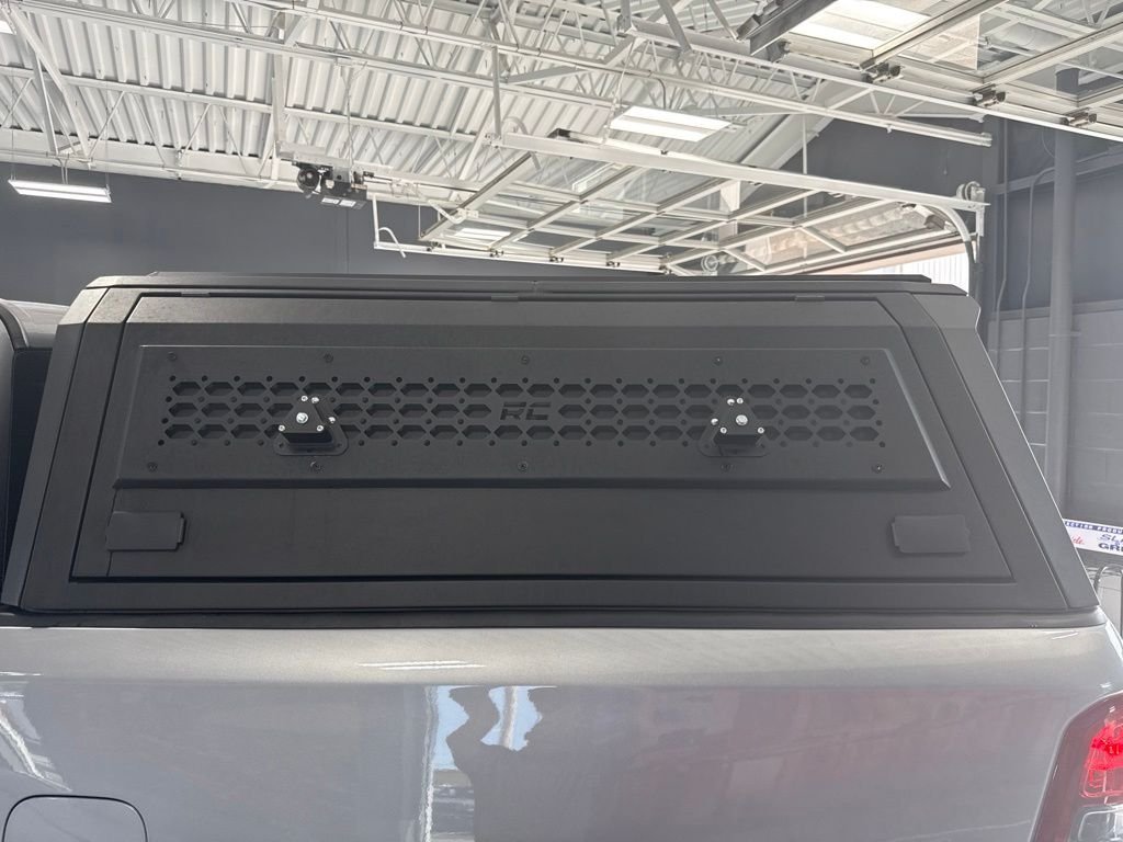 Used 2020 Silver Ram Big Horn/Lone Star image 10
