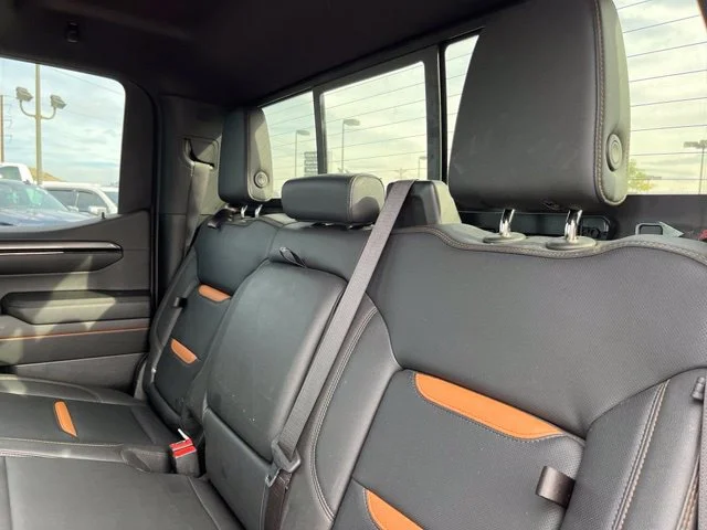 Certified Used 2023 SUMMIT WHITE GMC AT4 image 21